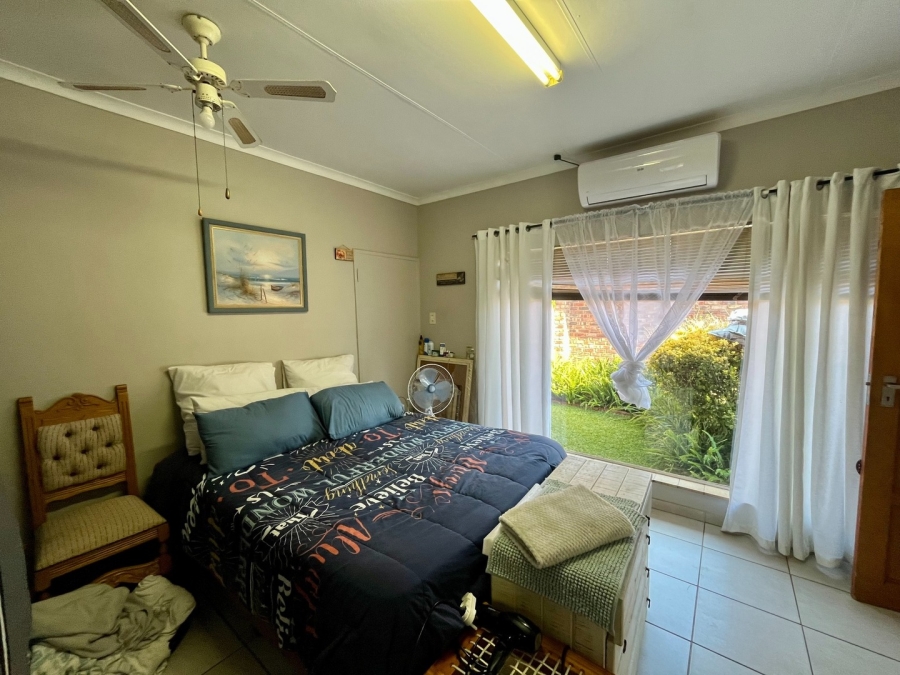 3 Bedroom Property for Sale in Flamwood North West